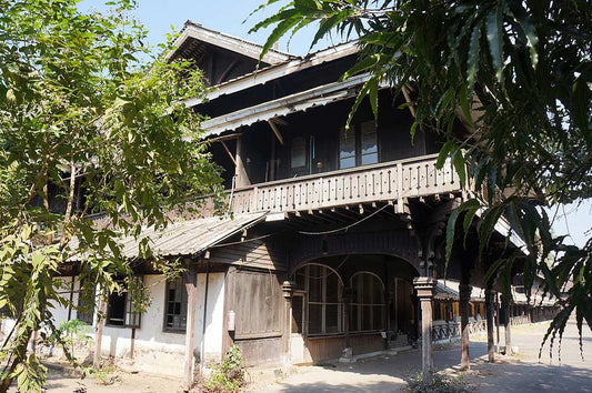 Top Ten Vintage Bars in the World #7 - Pegu Club, Yangon - Any Old Vintage